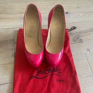 ✨AUTHENTIC✨ Christian Louboutin Platform pumps